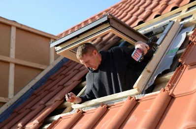 Pose de fenêtres de toit Velux à Blet